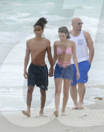 EXKLUSIV - Jaden Smith und Sarah Snyder am Beach von Miami