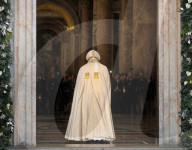 NEWS - Rom: Papst Franziskus öffnet die Heilige Pforte
