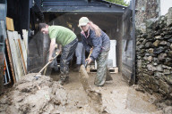 NEWS - Zwei Tote bei Hochwasser in Grossbritannien