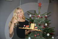 PEOPLE - Michelle Hunziker macht Emmentalerwerbung 