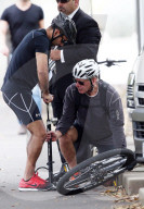 PEOPLE - Harrison Ford mit dem Velo in Sydney unterwegs