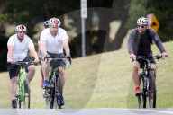 PEOPLE - Harrison Ford mit dem Velo in Sydney unterwegs