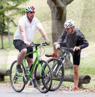 PEOPLE - Harrison Ford mit dem Velo in Sydney unterwegs