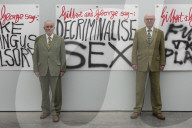 NEWS - Gilbert und George bei der 'Banners' Buchvernissage in London