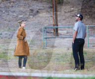 EXKLUSIV - Keine Hemmungen! Kate Upton's Hund lässt sich beim 'grossen Geschäft' ablichten