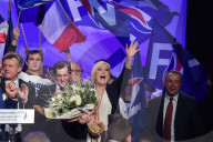 NEWS - Marine LePen an einer Wahlveranstaltung in Paris