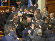 NEWS - Kiev: Rauferei im ukrainischen Parlament