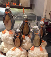 FEATURE - Gemüsepinguine