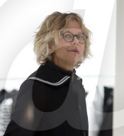 PEOPLE - Meg Ryan beim Einkaufsbummel in London