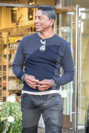 EXKLUSIV - Huch! Was ballt sich hier in Jermaine Jacksons Hose?