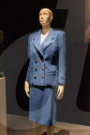 PEOPLE - Margaret Thatcher Auktion bei Christies in London