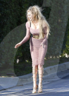 EXKLUSIV - Kate Upton beim Dreharbeit für den Film 'The Disaster Artist' in Hollywood