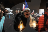 NEWS - Polen: Demos pro und contra die Regierung