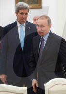 NEWS - Moskau: John Kerry trifft Wladimir Putin