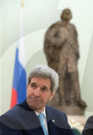 NEWS - Moskau: John Kerry trifft Wladimir Putin