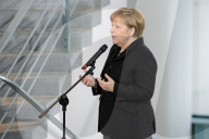 NEWS - Angela Merkel empfängt Angehörige von Soldaten im Auslandeinsatz