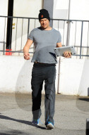 PEOPLE - Josh Duhamel unterwegs in Los Angeles