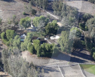 EXKLUSIV - Miley Cyrus renoviert ihre Villa in Calabasas