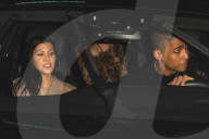 PEOPLE - "Milf" Kourtney steht offensichtlich auf junge Männer