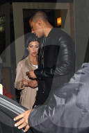 PEOPLE - "Milf" Kourtney steht offensichtlich auf junge Männer