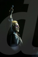 U2 rocks LA