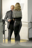PEOPLE - Rosie Huntington-Whiteley turtelt mit Jason Statham rum