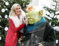 PEOPLE - Denise Van Outen schlendert mit "Fungus the Bogeyman" durch London