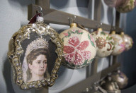 REPORTAGE - Handwerk: So entstehen die schÃ¶ne Weihnachtskugeln