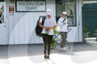 PEOPLE - Bradley Cooper kommt vom Tennis spielen