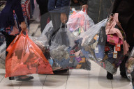 NEWS - Grossandrang in London am Boxing Day Sales