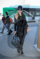 PEOPLE - Paris Hilton zurück aus St. Barts