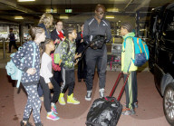 PEOPLE - Seal landet mit seinen Kindern in Sidney