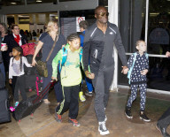 PEOPLE - Seal landet mit seinen Kindern in Sidney