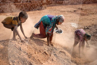 REPORTAGE - Ziegelherstellung in Bangladesh