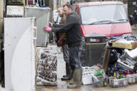 NEWS - England: Aufräumarbeiten nach dem Hochwasser