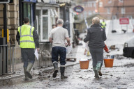 NEWS - England: Aufräumarbeiten nach dem Hochwasser