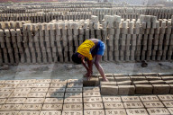 REPORTAGE - Ziegelstein Produktion in Bangladesh