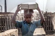 REPORTAGE - Ziegelstein Produktion in Bangladesh
