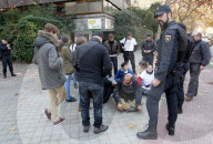 NEWS - Madrid: Polizei verhaftet demonstrierende Abtreibungsgegner