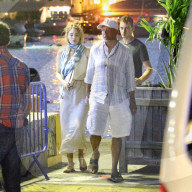 PEOPLE - Russell Simmons macht Ferien mit seiner jungen Freundin auf St. Barth