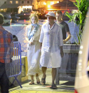 PEOPLE - Russell Simmons macht Ferien mit seiner jungen Freundin auf St. Barth