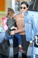 PEOPLE - Kourtney Kardashian mit ihren Kindern und ihrer Nichte Nori unterwegs