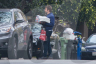 EXKLUSIV - Bradley Cooper hat keine freie Hand