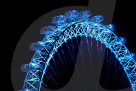 FEATURE - 2016: Party und Feuerwerk rund um den Globus