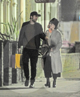 EXKLUSIV - Robert Pattinson und FKA Twigs gehen zum Dinner in London