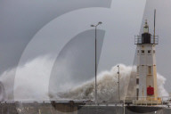 FEATURE - Stürmisches Wetter in Schottland