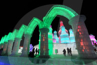 FEATURE - Eisskulpturen in China