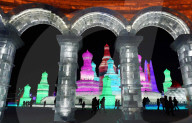FEATURE - Eisskulpturen in China