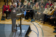 NEWS - Bill Clinton macht Wahlkampf fÃ¼r seine Frau in Nashua