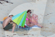 PEOPLE - Badeferien: Olivia Palermo und Johannes Huebl turteln auf St.Barts